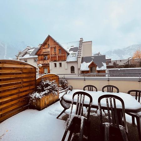 Appartements Avec Piscine Interieure Sauna Parking Etage 1 Au Centre Du Village Dans Residence Cami Real サン・ラリー・スラン エクステリア 写真