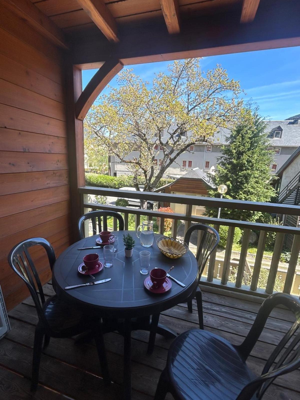 Appartements Avec Piscine Interieure Sauna Parking Etage 1 Au Centre Du Village Dans Residence Cami Real サン・ラリー・スラン エクステリア 写真